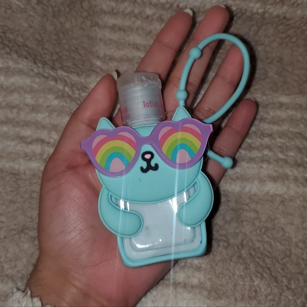 5 for $25 | NWOT Claire's Kitty with Sunglasses Holder and Scented Hand Lotion